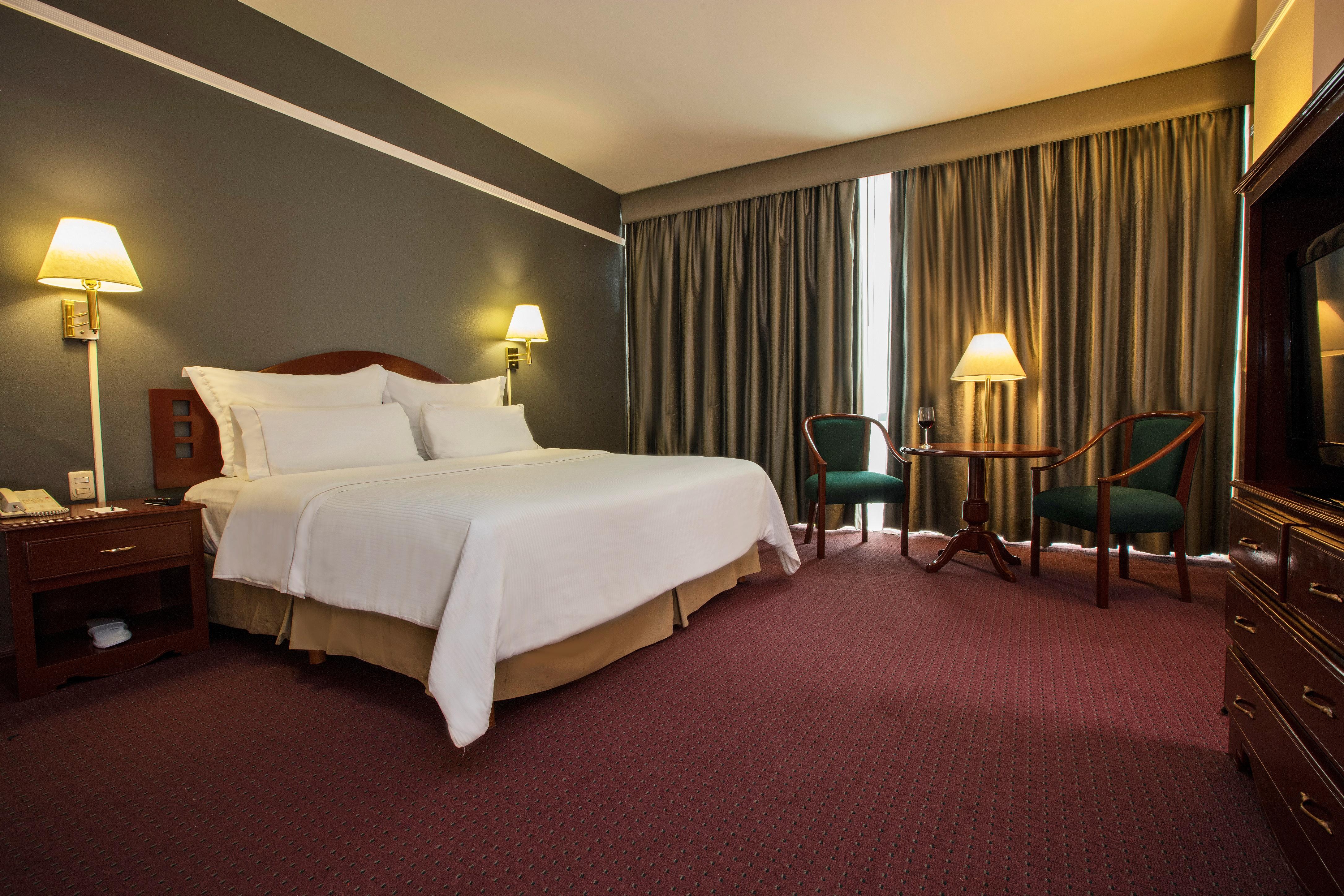 Krystal Monterrey Hotel Екстериор снимка