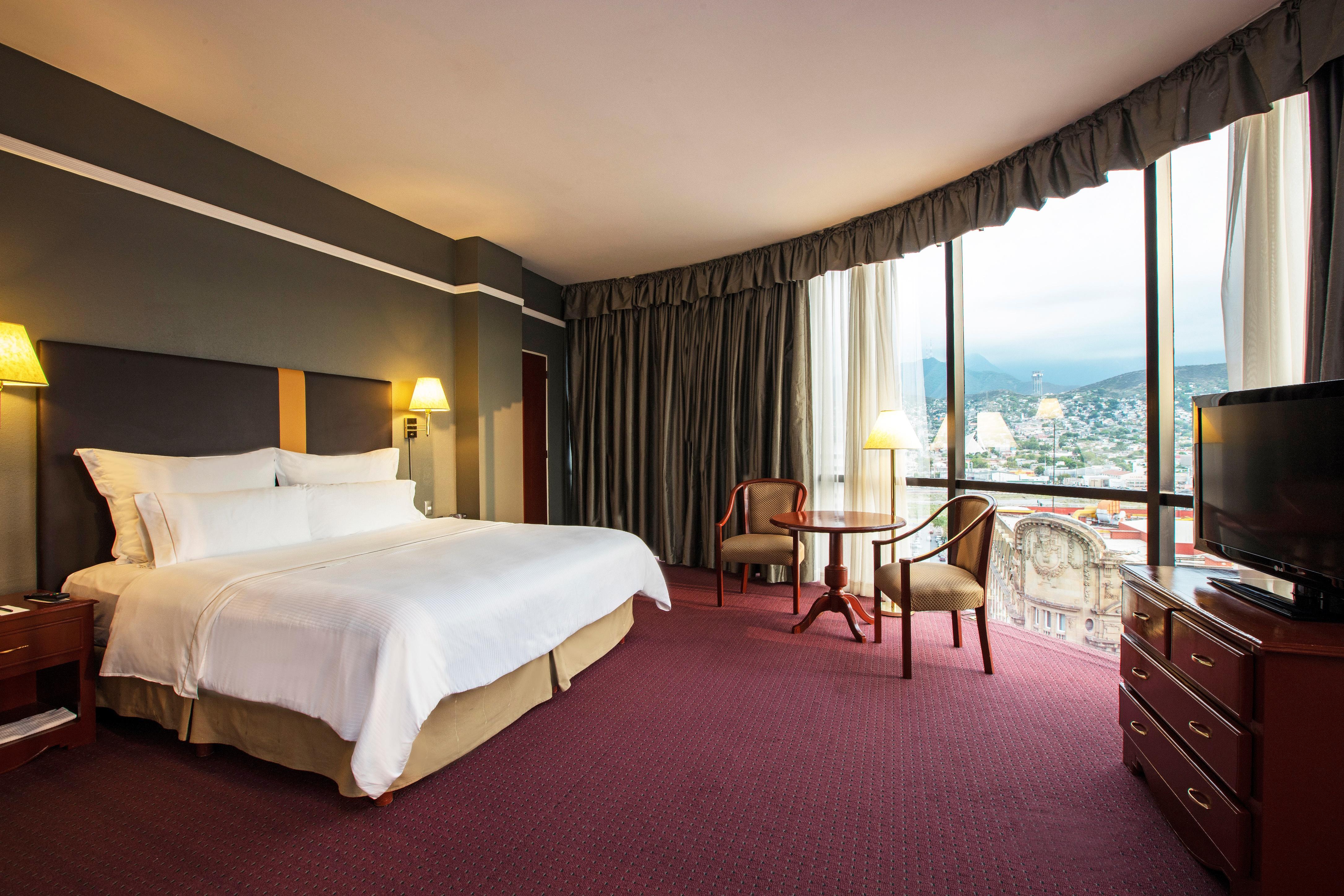 Krystal Monterrey Hotel Екстериор снимка
